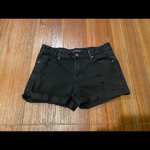 Pretty Perfect Black Denim Shorts Size 7/28
